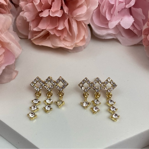 Diamond Shaped Crystal Earrings with Tassels - Picture 11 of 16